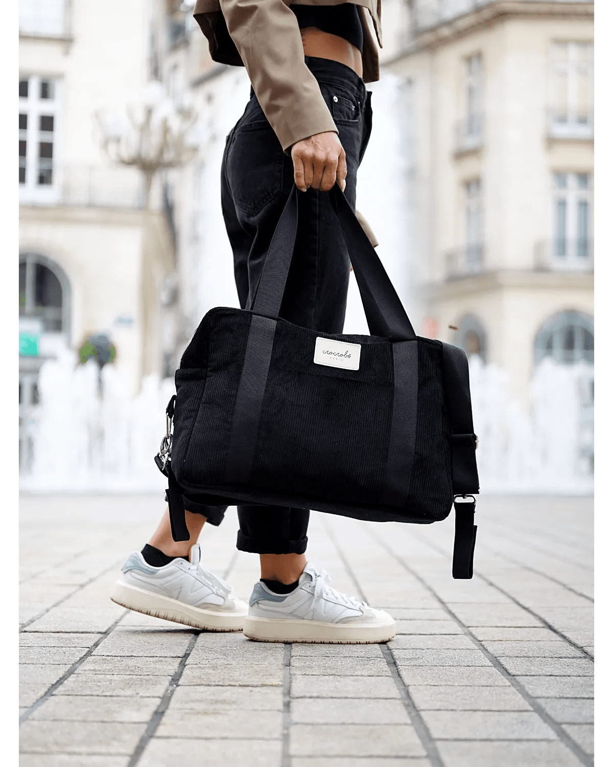 Sac à langer ou sac à dos bébé : lequel choisir selon votre style de vie ? - Crocrobo Paris