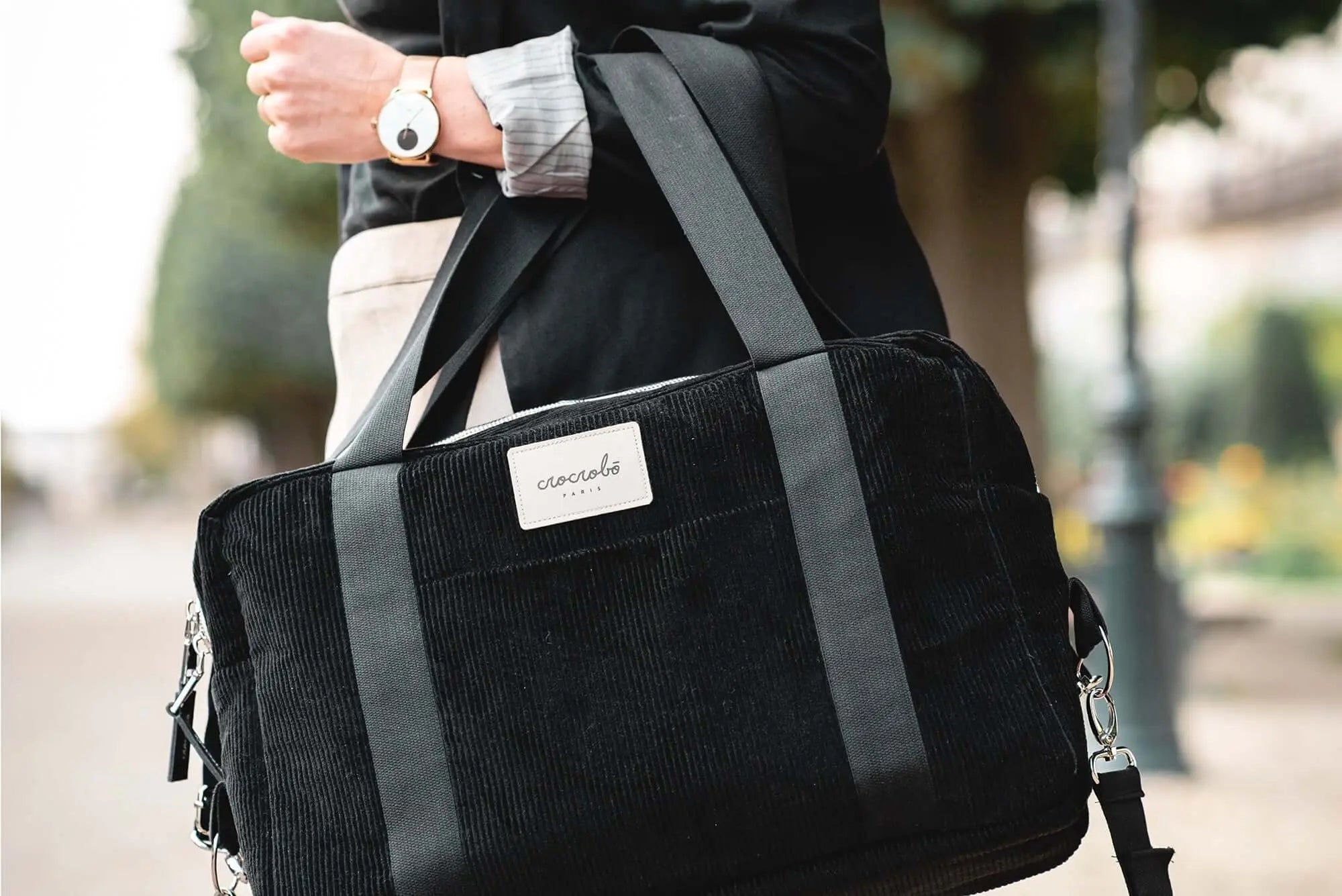 Guide d'achat pour choisir le meilleur sac à langer bandoulière - Crocrobo Paris