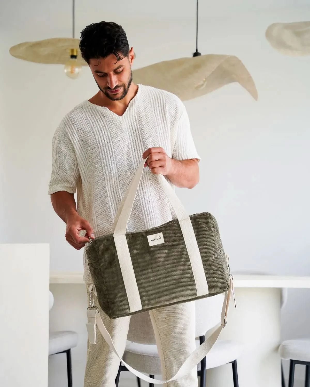 Sac à langer bébé velours côtelé kaki Noah - Crocrobo Paris